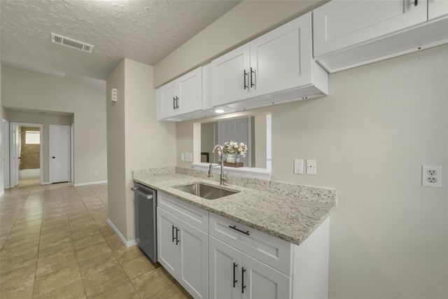 7818 Winehill Lane, Houston, TX 77040
