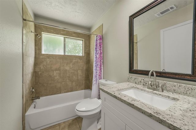 7818 Winehill Lane, Houston, TX 77040