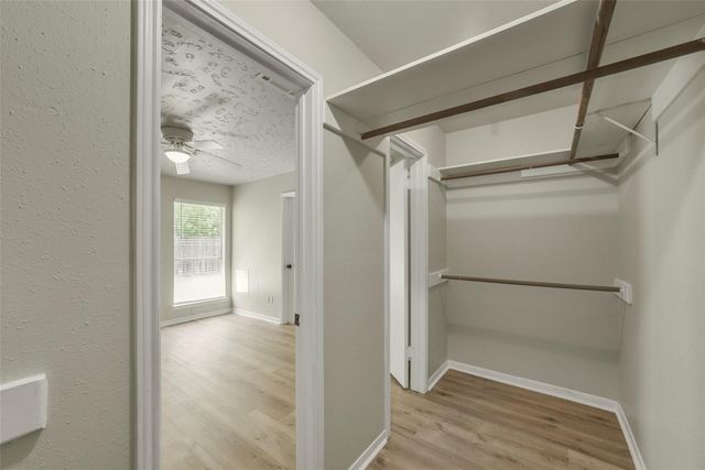 7818 Winehill Lane, Houston, TX 77040