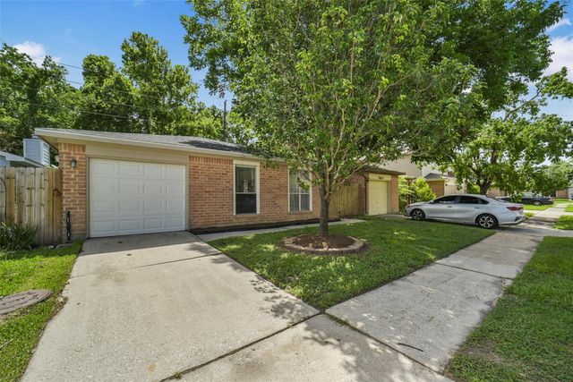 7818 Winehill Lane, Houston, TX 77040