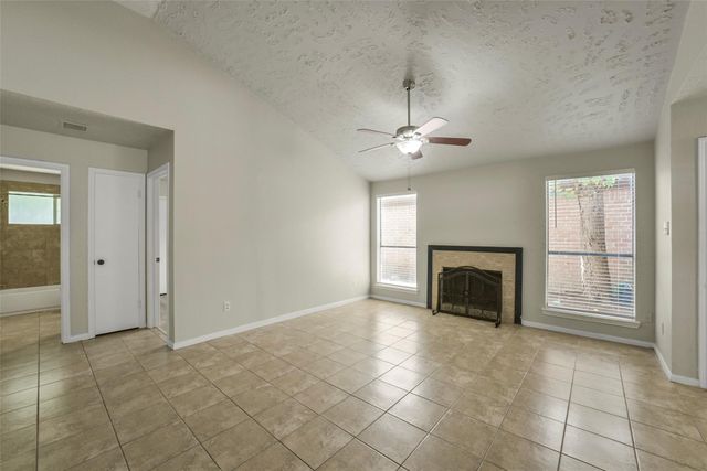7818 Winehill Lane, Houston, TX 77040