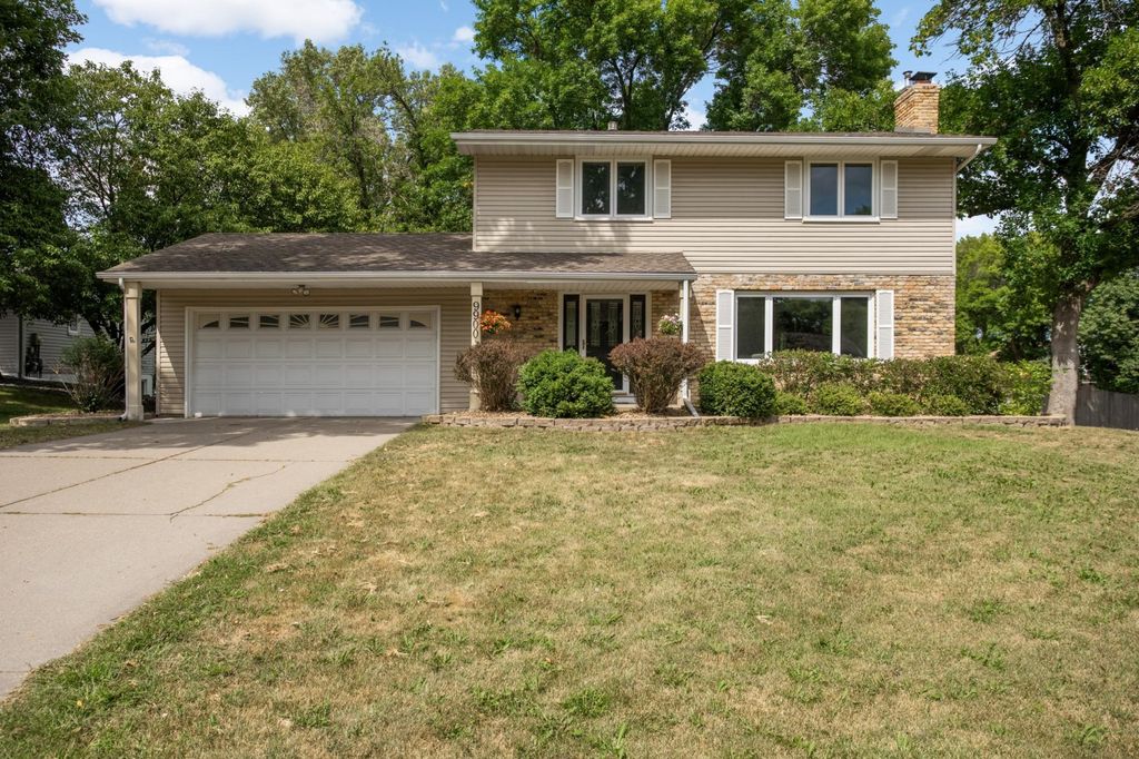 9900 41st Avenue N, Plymouth, MN 55441 — exterior