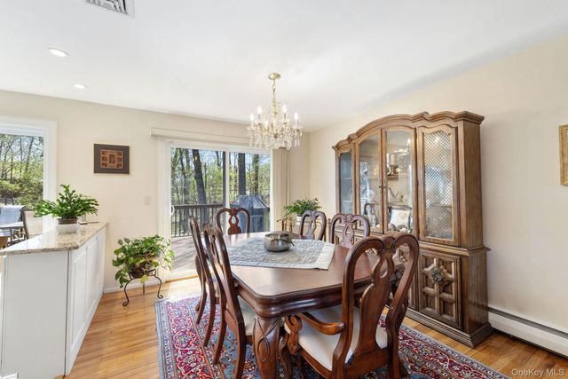 26 Spruce Lane, West Nyack, NY 10994