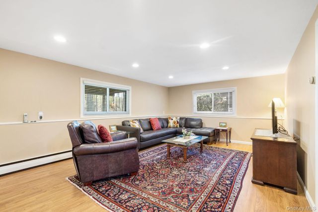 26 Spruce Lane, West Nyack, NY 10994