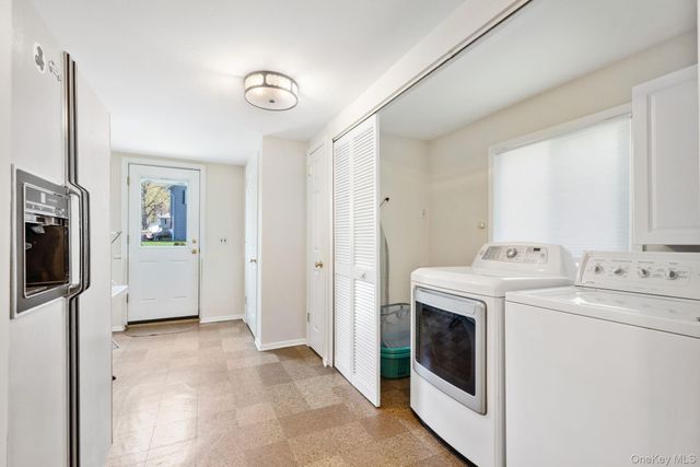 26 Spruce Lane, West Nyack, NY 10994