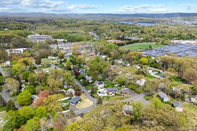 26 Spruce Lane, West Nyack, NY 10994