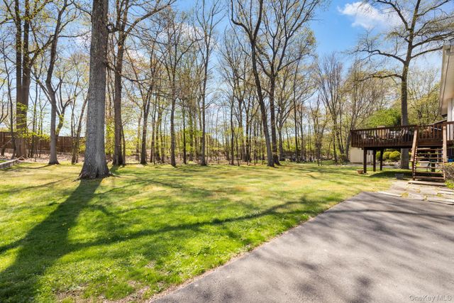 26 Spruce Lane, West Nyack, NY 10994