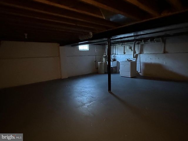 703 LORA LN, Hockessin, DE 19707