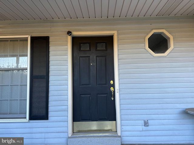 703 LORA LN, Hockessin, DE 19707