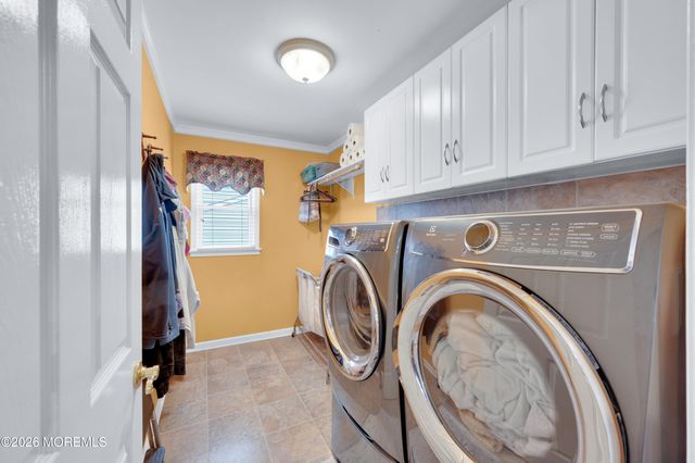 4 Holly Street, Jackson, NJ 08527