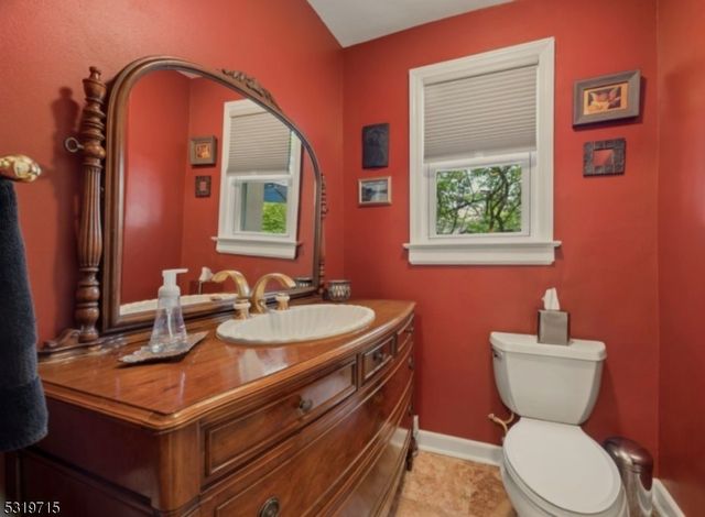 3 Bellevue Ave, Bloomfield Twp., NJ 07003