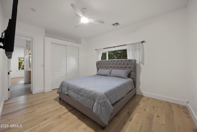 4202 N 33RD Street, Phoenix, AZ 85018
