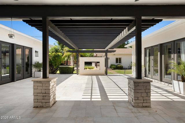 4202 N 33RD Street, Phoenix, AZ 85018