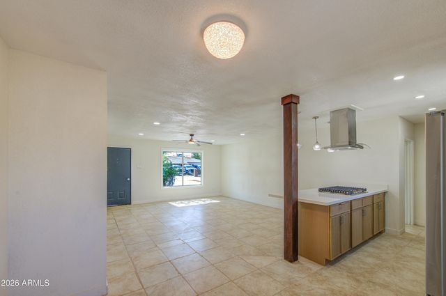 4129 N 49th Drive, Phoenix, AZ 85031