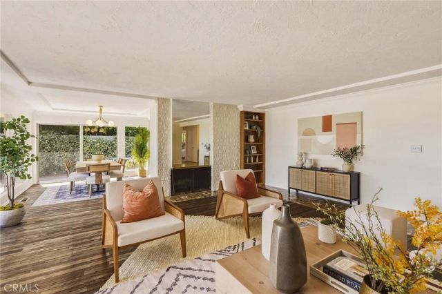 3586 Alana Drive, Sherman Oaks, CA 91403