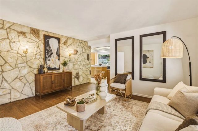 3586 Alana Drive, Sherman Oaks, CA 91403