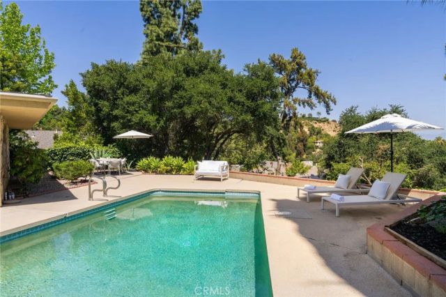 3586 Alana Drive, Sherman Oaks, CA 91403