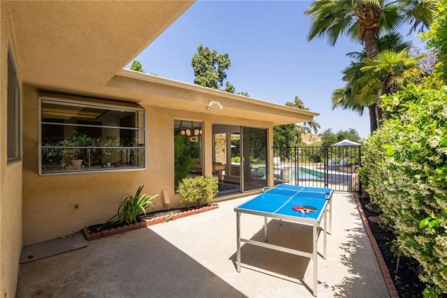 3586 Alana Drive, Sherman Oaks, CA 91403