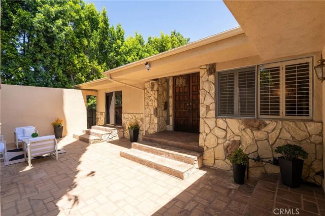 3586 Alana Drive, Sherman Oaks, CA 91403