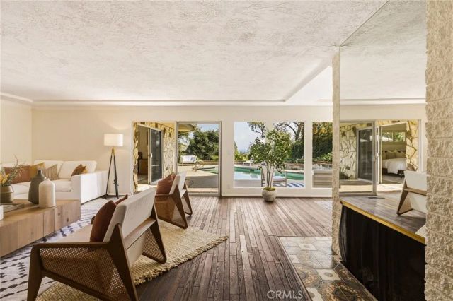 3586 Alana Drive, Sherman Oaks, CA 91403