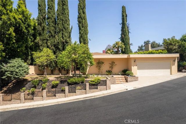 3586 Alana Drive, Sherman Oaks, CA 91403