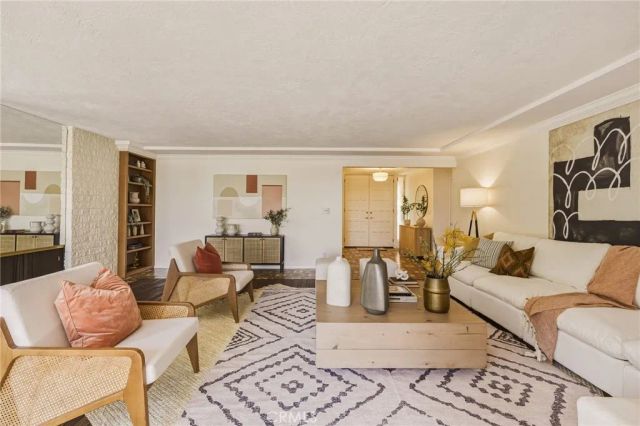 3586 Alana Drive, Sherman Oaks, CA 91403