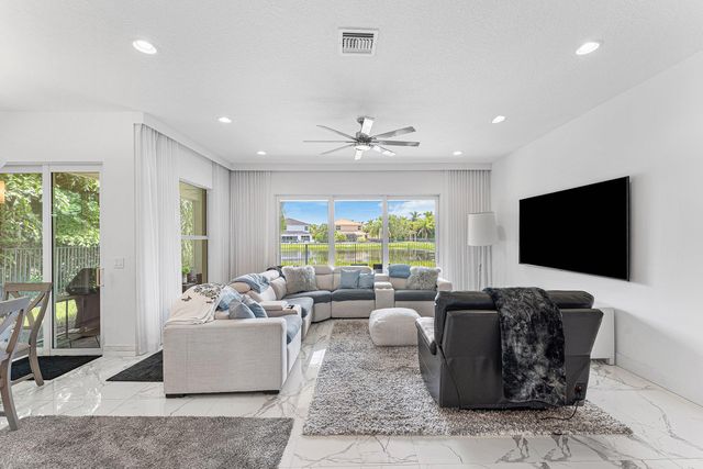 15262 Cherry Creek Lane, Delray Beach, FL 33446