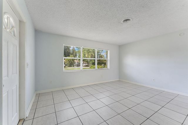 3194 Prince Drive, Lake Worth, FL 33461