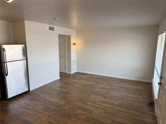 1529 Wirt Road 28, Houston, TX 77055