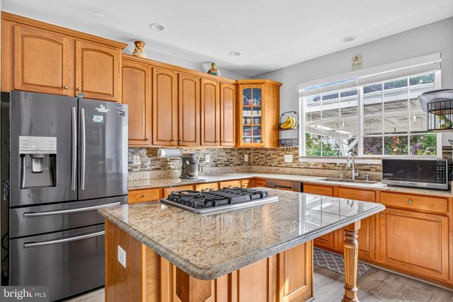 44231 MOHAVE DR, Ashburn, VA 20147
