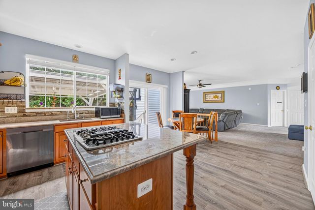 44231 MOHAVE DR, Ashburn, VA 20147