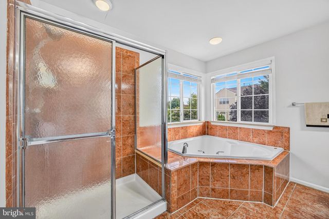 44231 MOHAVE DR, Ashburn, VA 20147