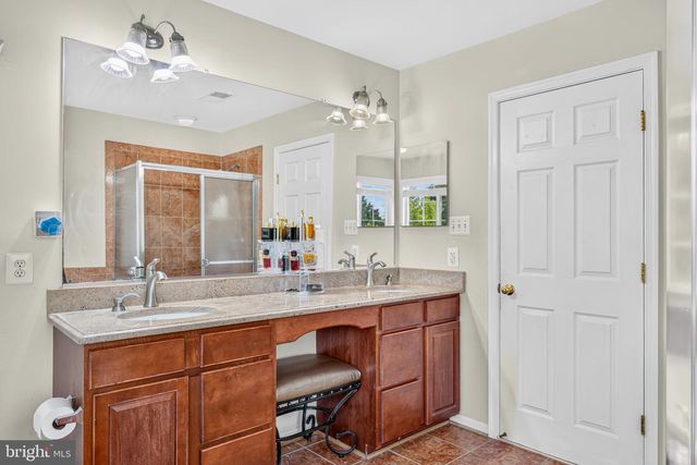 44231 MOHAVE DR, Ashburn, VA 20147