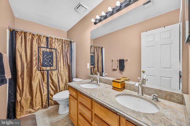 44231 MOHAVE DR, Ashburn, VA 20147