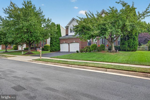 44231 MOHAVE DR, Ashburn, VA 20147