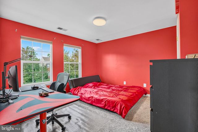 44231 MOHAVE DR, Ashburn, VA 20147