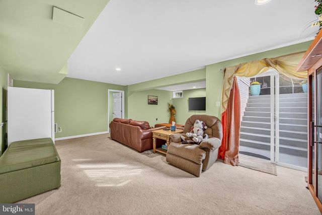 44231 MOHAVE DR, Ashburn, VA 20147