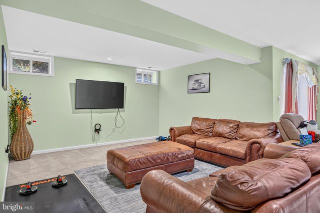 44231 MOHAVE DR, Ashburn, VA 20147