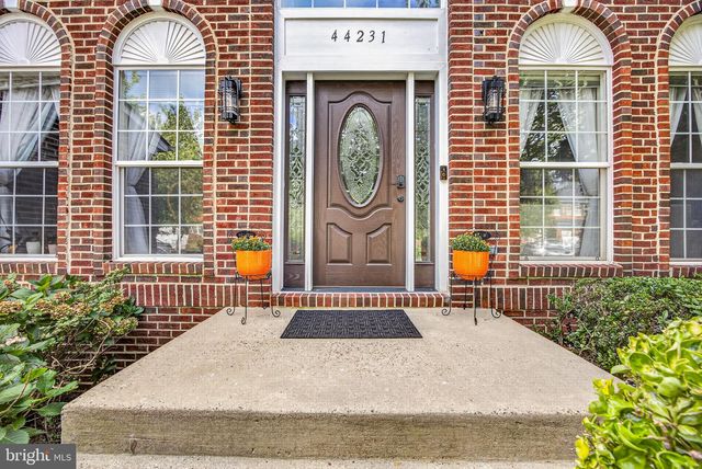 44231 MOHAVE DR, Ashburn, VA 20147