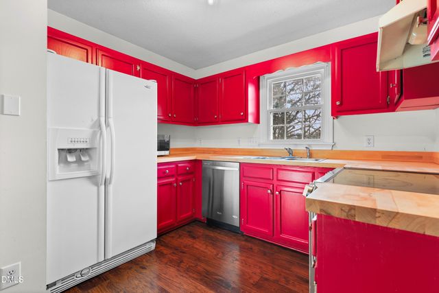 4 Lea Lane, Mebane, NC 27302