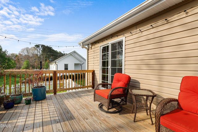 4 Lea Lane, Mebane, NC 27302