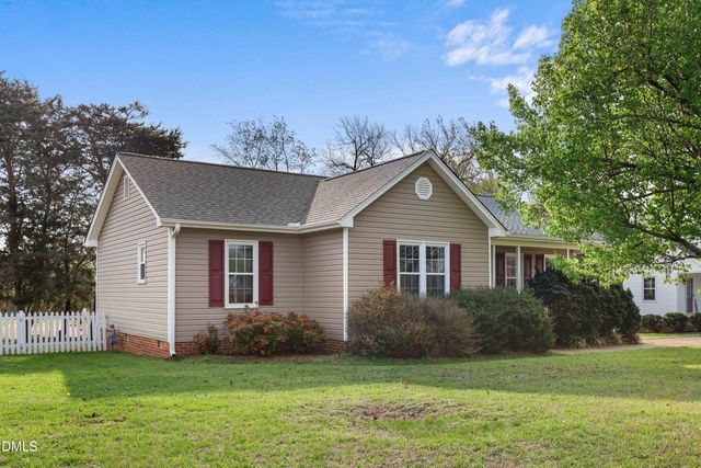 4 Lea Lane, Mebane, NC 27302