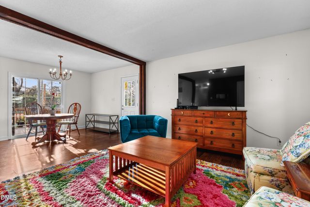 4 Lea Lane, Mebane, NC 27302