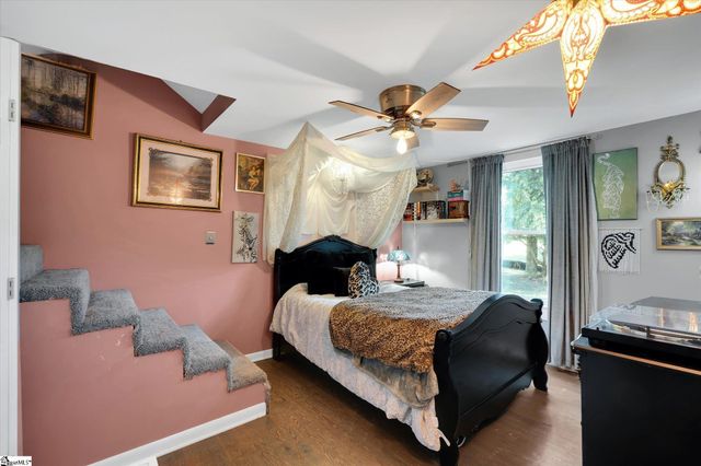 202 Barton Street, Easley, SC 29640