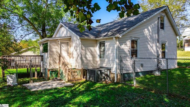 202 Barton Street, Easley, SC 29640