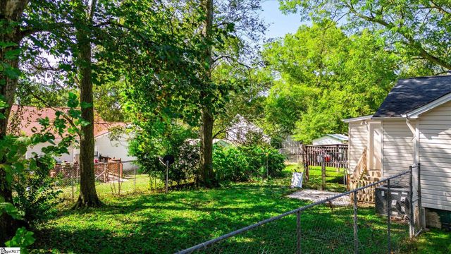 202 Barton Street, Easley, SC 29640