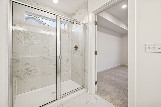 8037 Netterfield Drive, White House, TN 37188