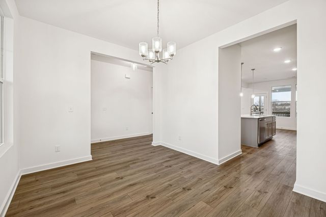 8037 Netterfield Drive, White House, TN 37188