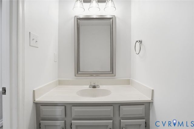 9215 Trumpet Ct, Hanover, VA 23116