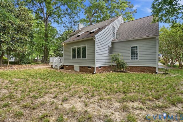 9215 Trumpet Ct, Hanover, VA 23116